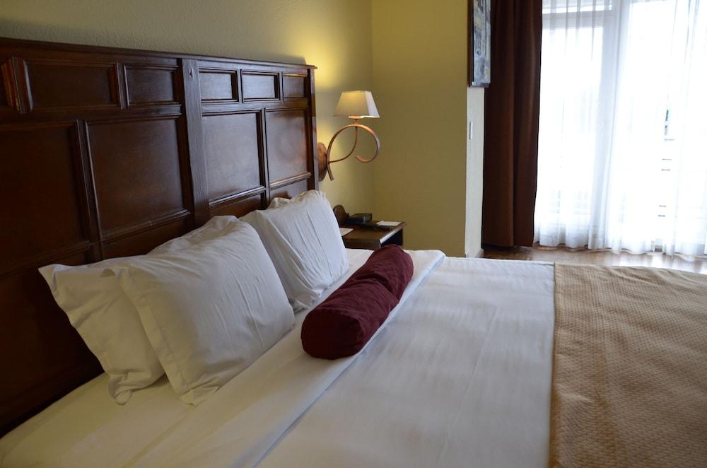 Conquistador Hotel & Conference Center Guatemala City Екстер'єр фото